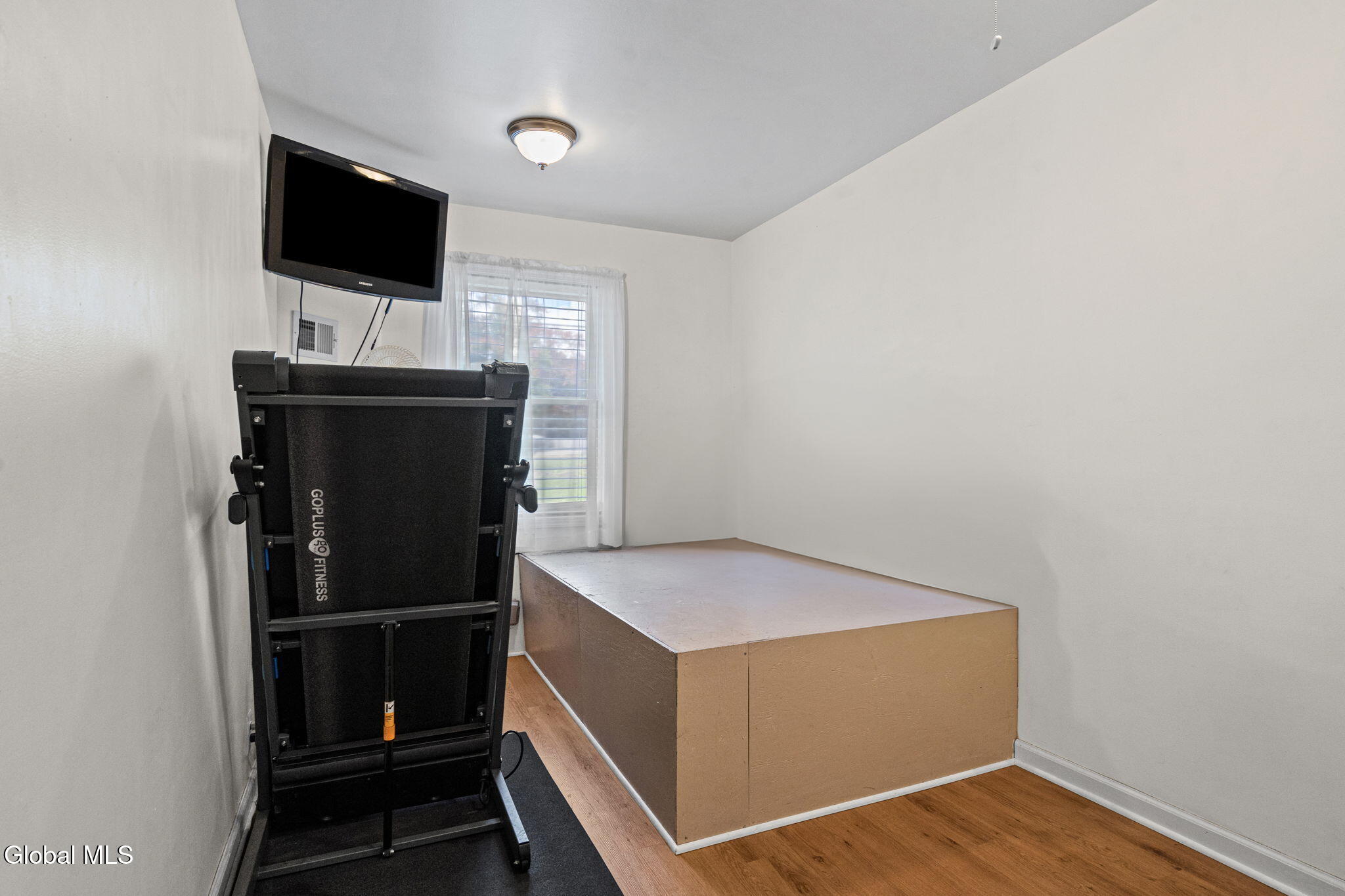 43 Start Avenue Rensselaer NY 12144