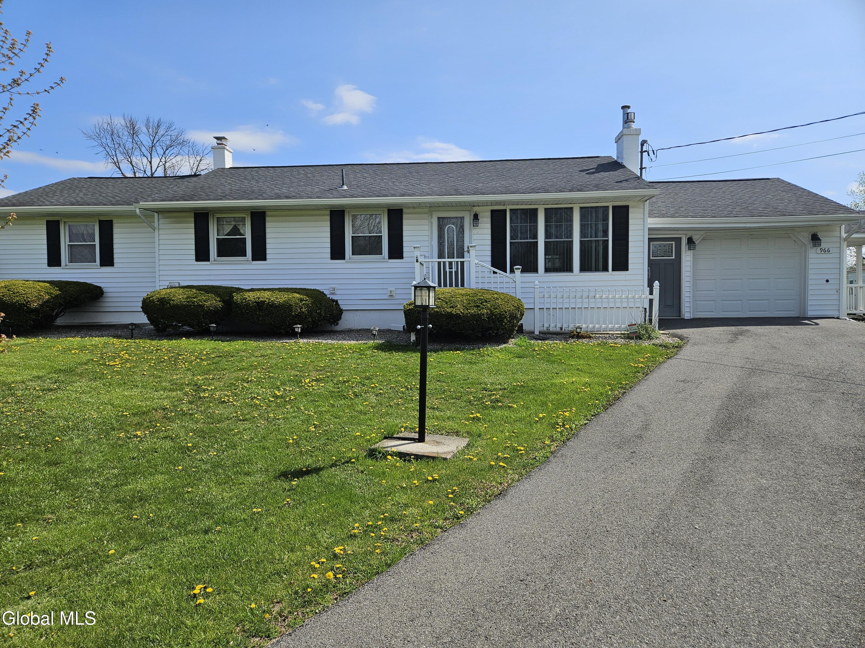 966 Fort Hunter Road Amsterdam NY 12010