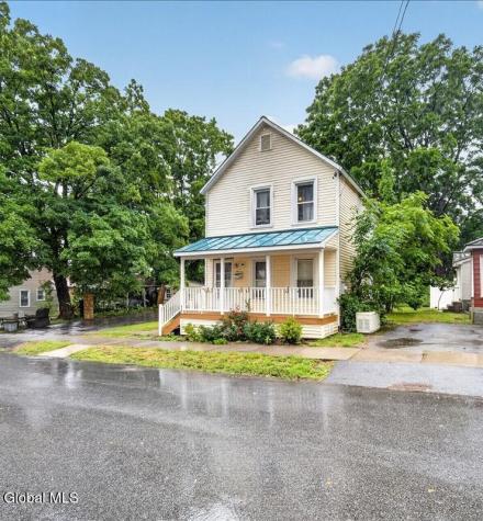 11 Granite Street Saratoga Springs NY 12866