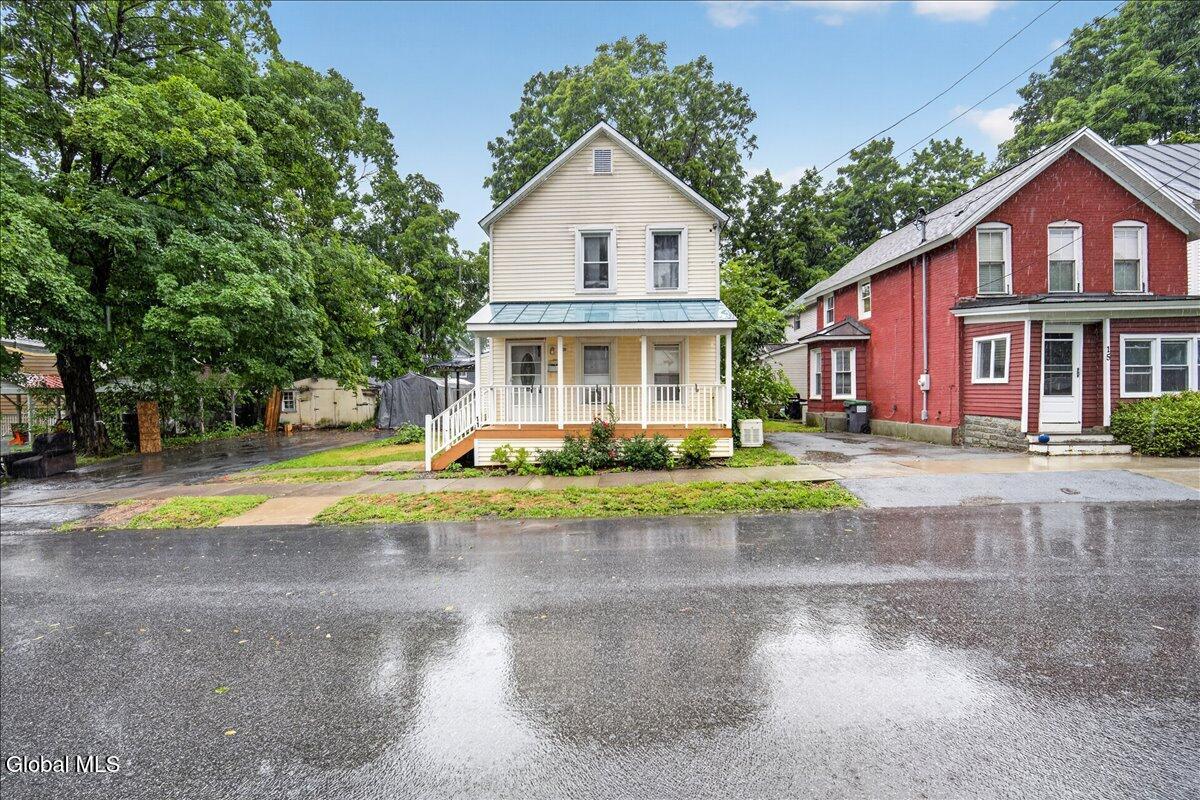 11 Granite Street Saratoga Springs NY 12866