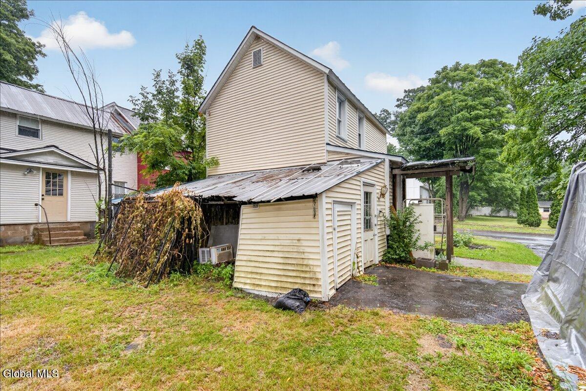 11 Granite Street Saratoga Springs NY 12866