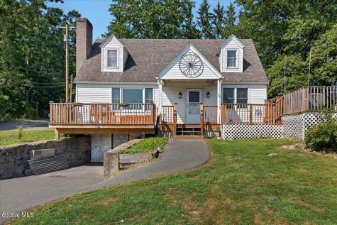 16 Pine Avenue Averill Park NY 12018