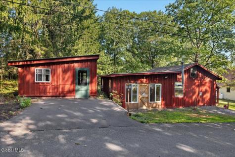 16 Pine Avenue Averill Park NY 12018