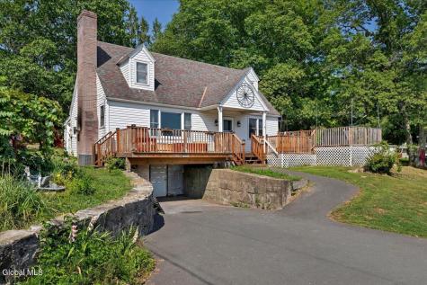 16 Pine Avenue Averill Park NY 12018