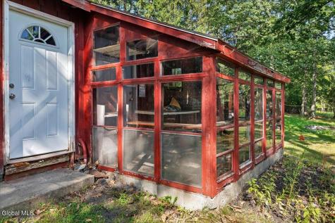 16 Pine Avenue Averill Park NY 12018