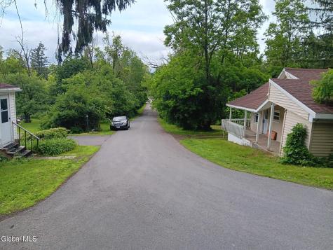 352 Hillside Road Pattersonville NY 12137