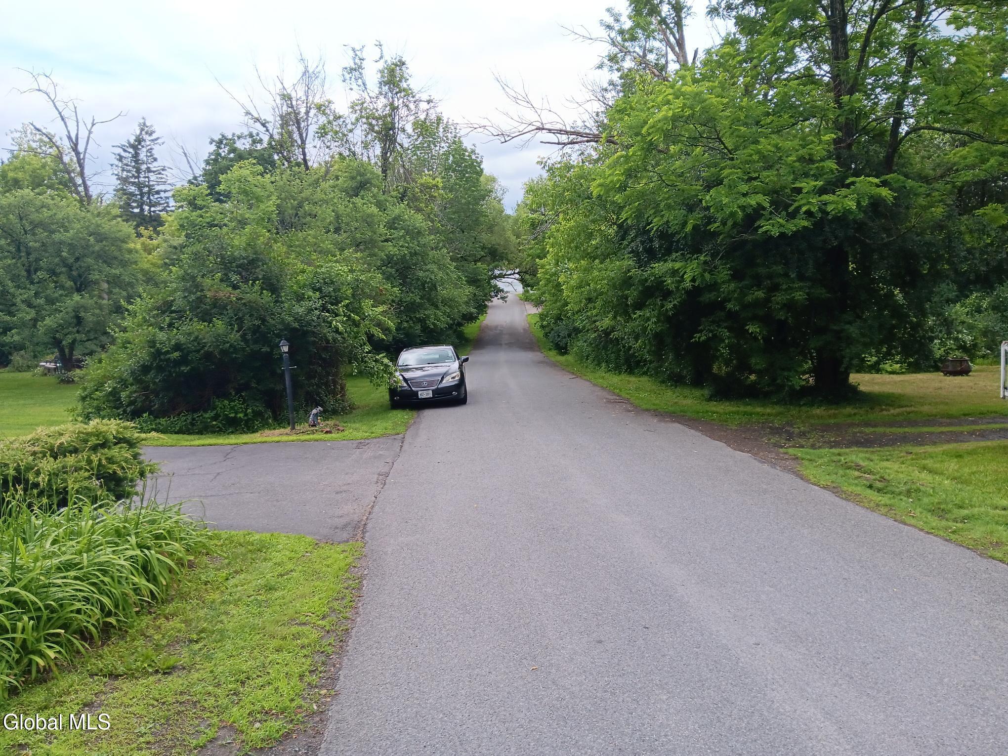 352 Hillside Road Pattersonville NY 12137