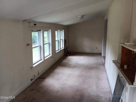 352 Hillside Road Pattersonville NY 12137