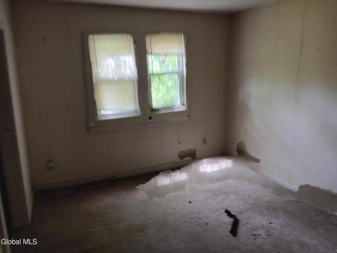 352 Hillside Road Pattersonville NY 12137