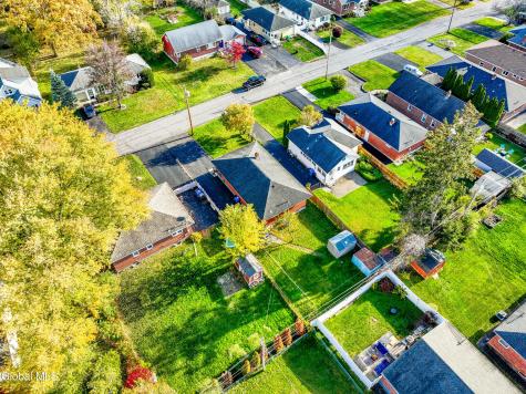 106 Edgecomb Street Albany NY 12209