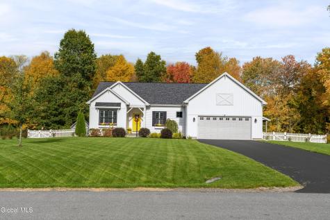 4 Colleen Court Wilton NY 12831