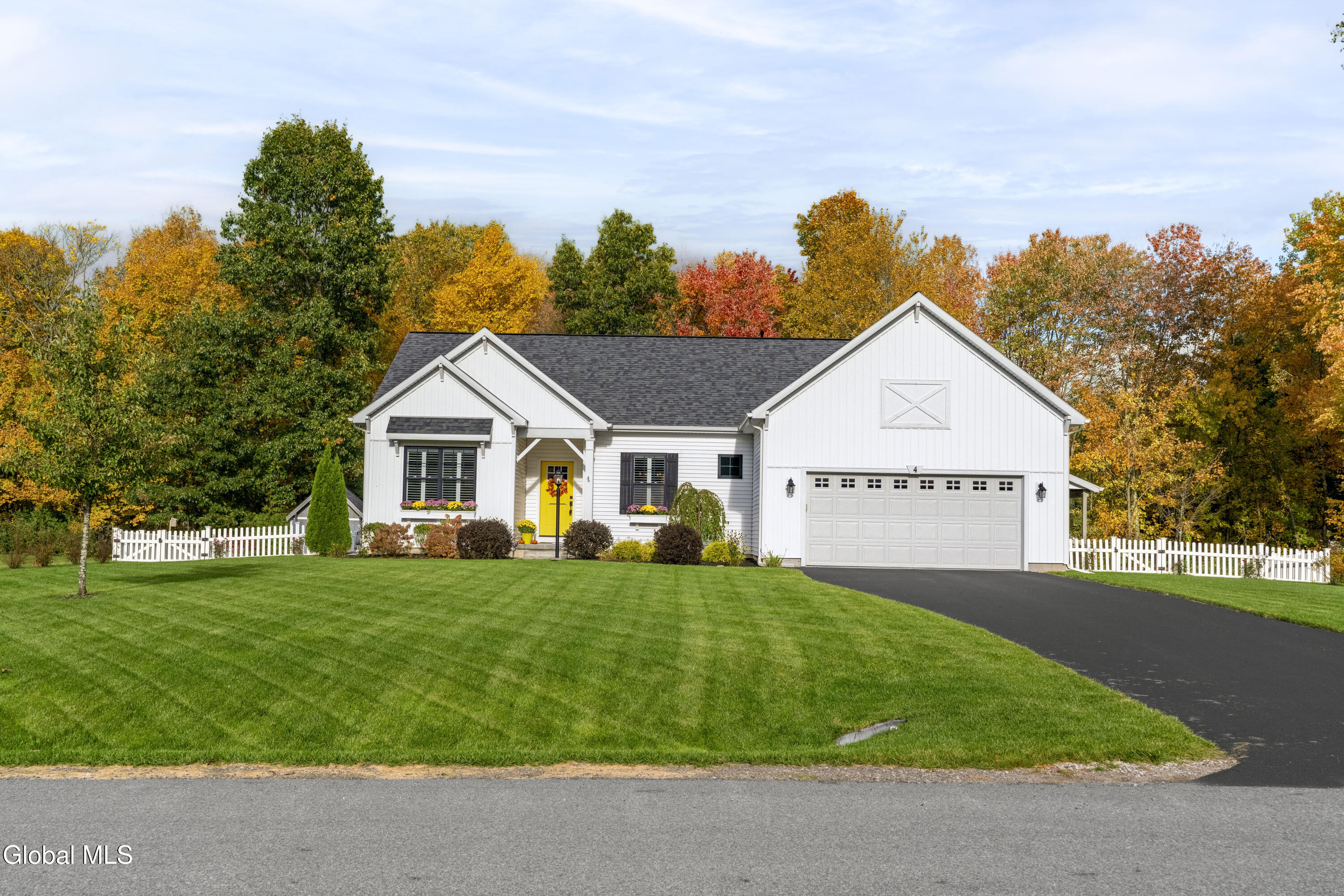 4 Colleen Court Wilton NY 12831