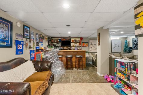 65 Wynantskill Way Troy NY 12180