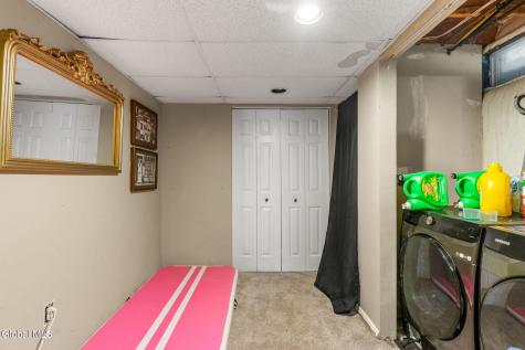 65 Wynantskill Way Troy NY 12180