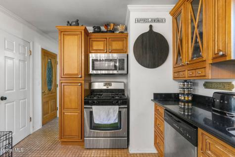 65 Wynantskill Way Troy NY 12180