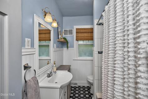 1140 Palmer Avenue Niskayuna NY 12309