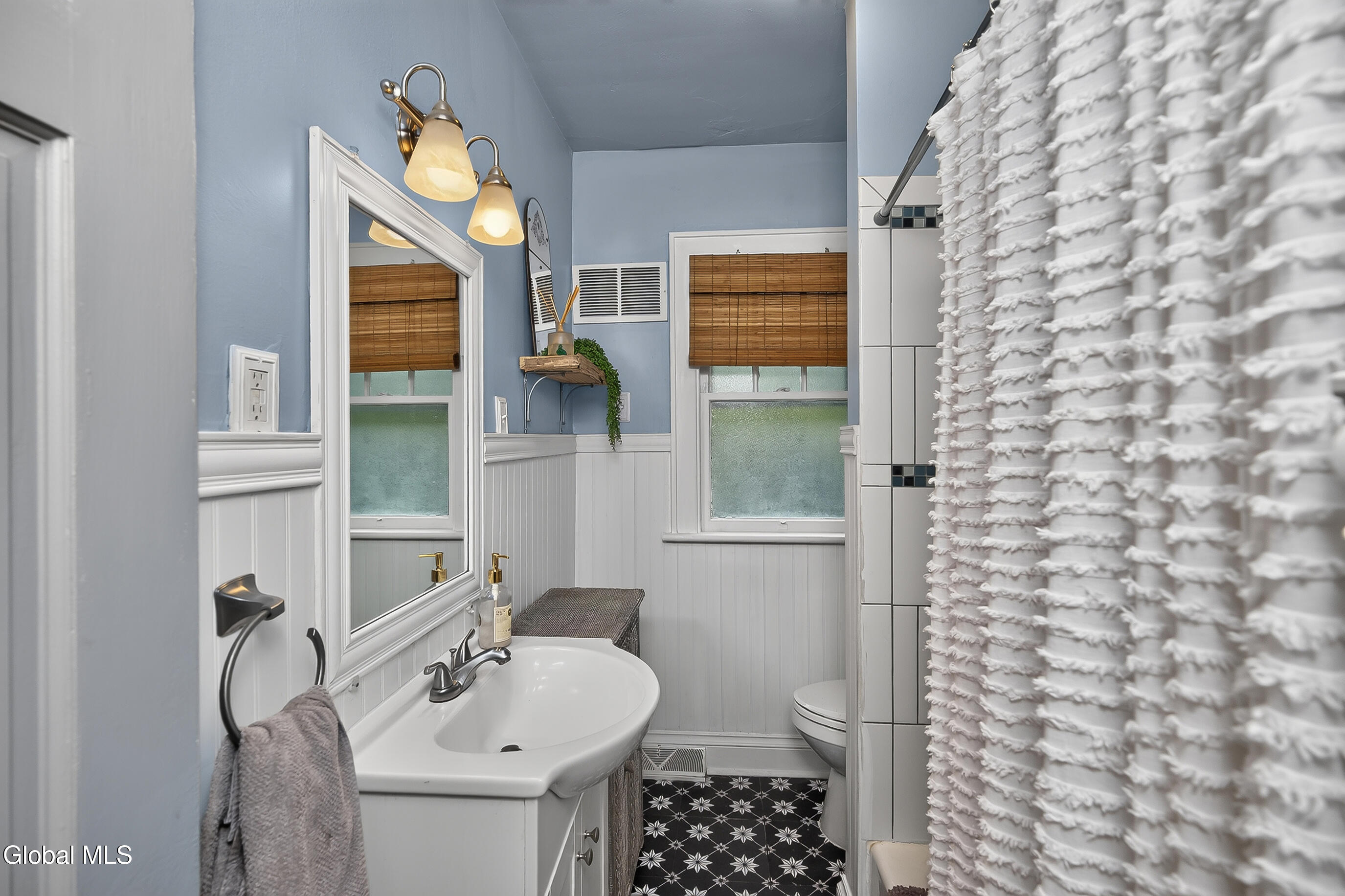 1140 Palmer Avenue Niskayuna NY 12309