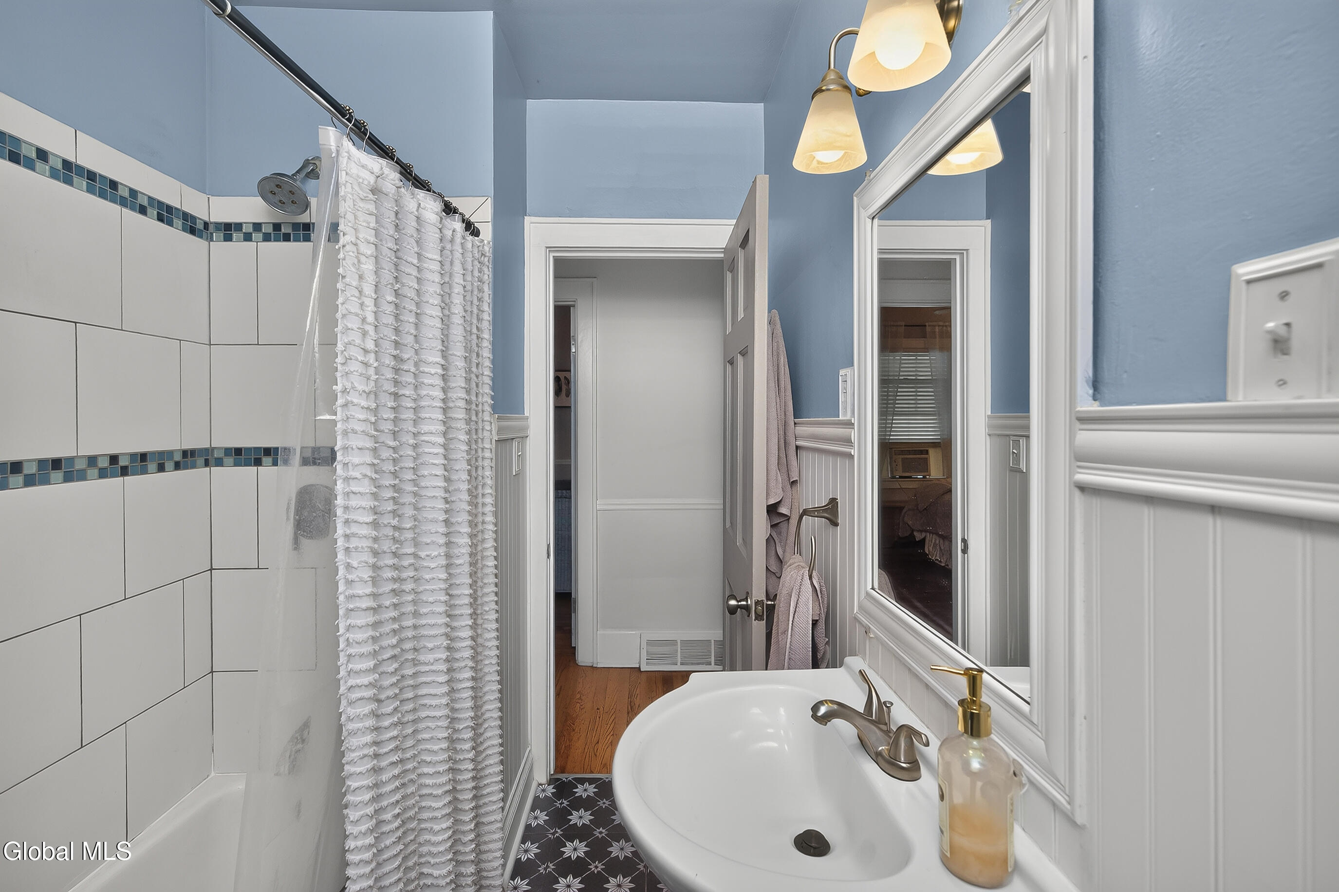 1140 Palmer Avenue Niskayuna NY 12309