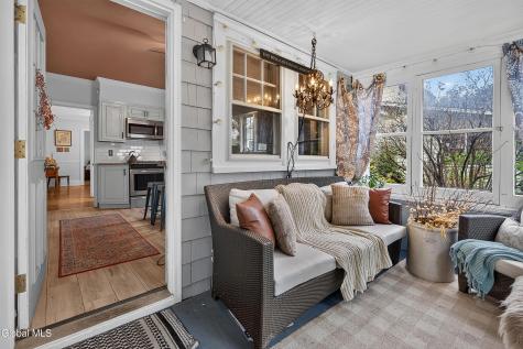 1140 Palmer Avenue Niskayuna NY 12309