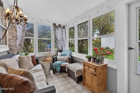 1140 Palmer Avenue Niskayuna NY 12309