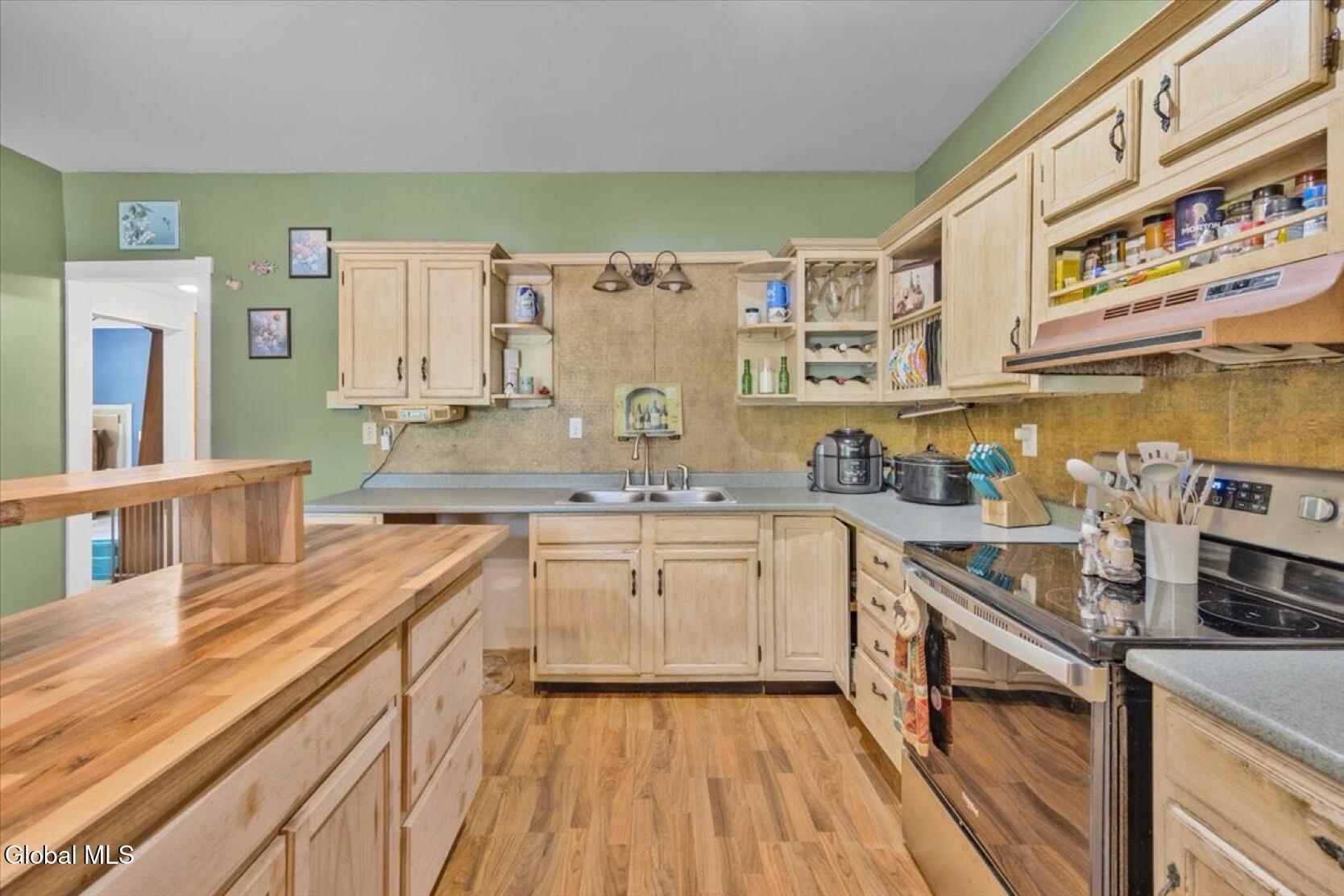 1069 Saratoga Road Gansevoort NY 12831