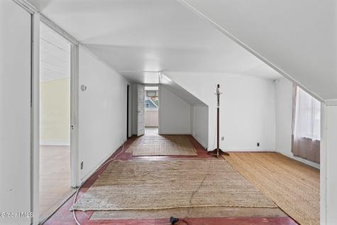 126 Daniels Avenue Schenectady NY 12304