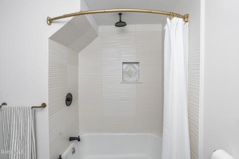 9 Michigan Avenue East Greenbush NY 12144