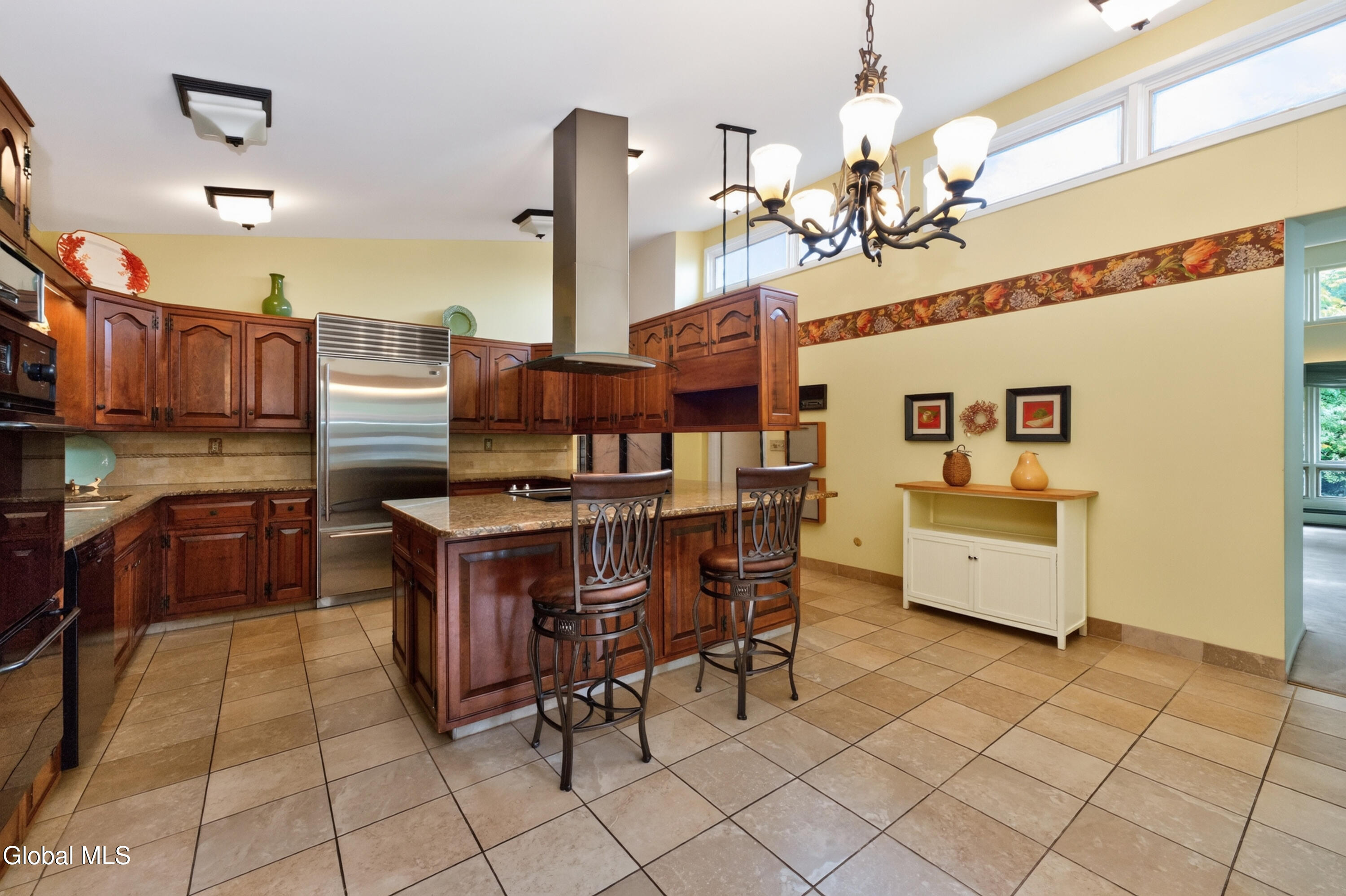 24 Oriel Lane Rensselaer NY 12144