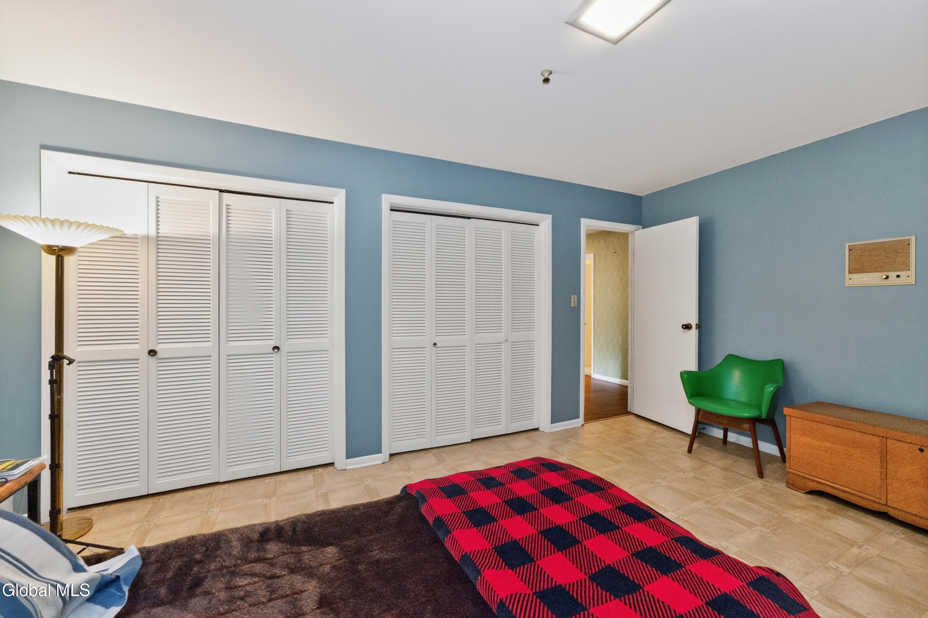 24 Oriel Lane Rensselaer NY 12144