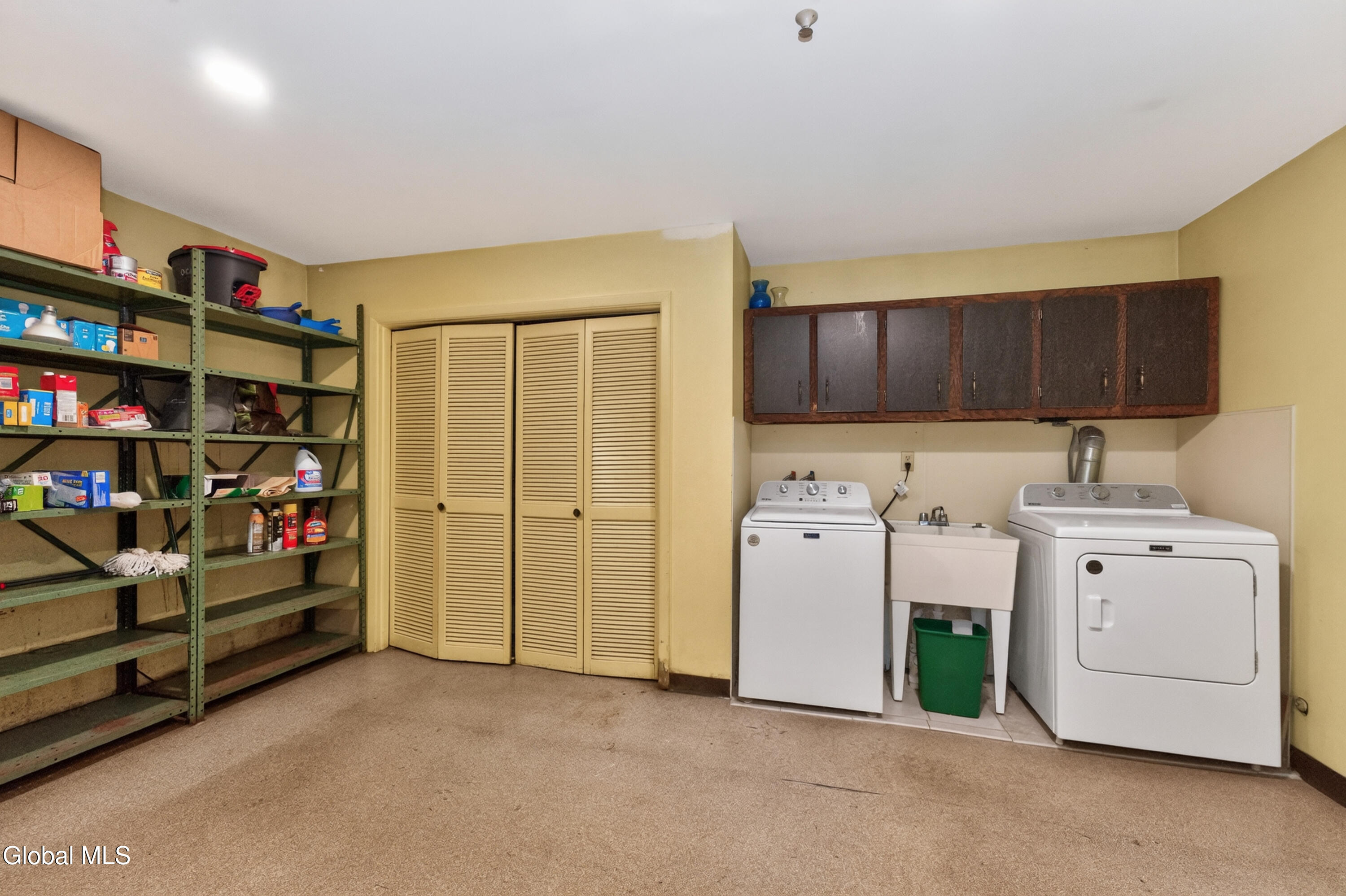 24 Oriel Lane Rensselaer NY 12144