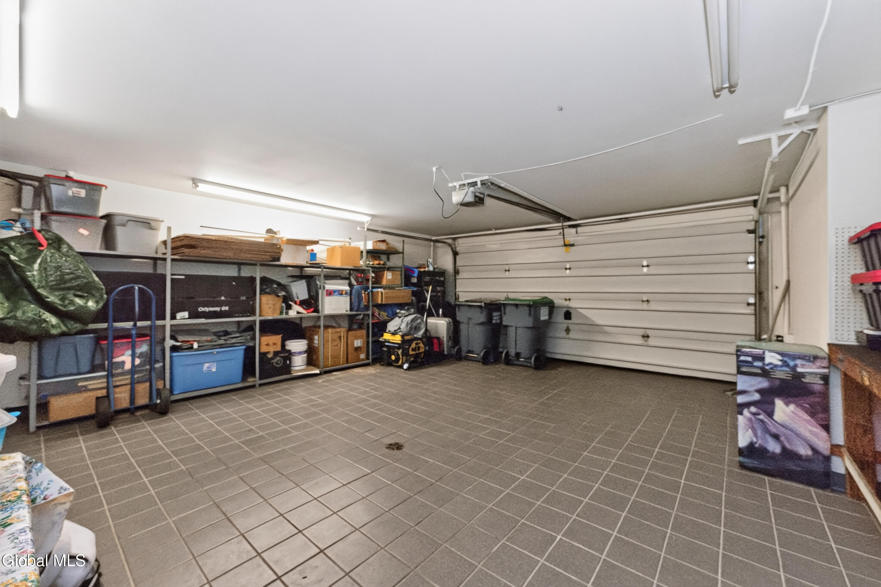 24 Oriel Lane Rensselaer NY 12144