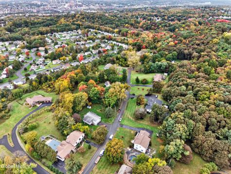 24 Oriel Lane Rensselaer NY 12144