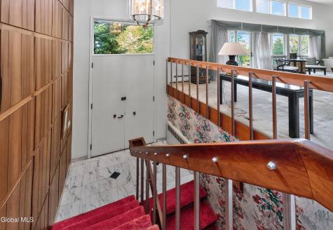 24 Oriel Lane Rensselaer NY 12144