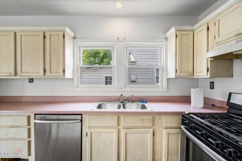 2726 Denver Avenue Schenectady NY 12306