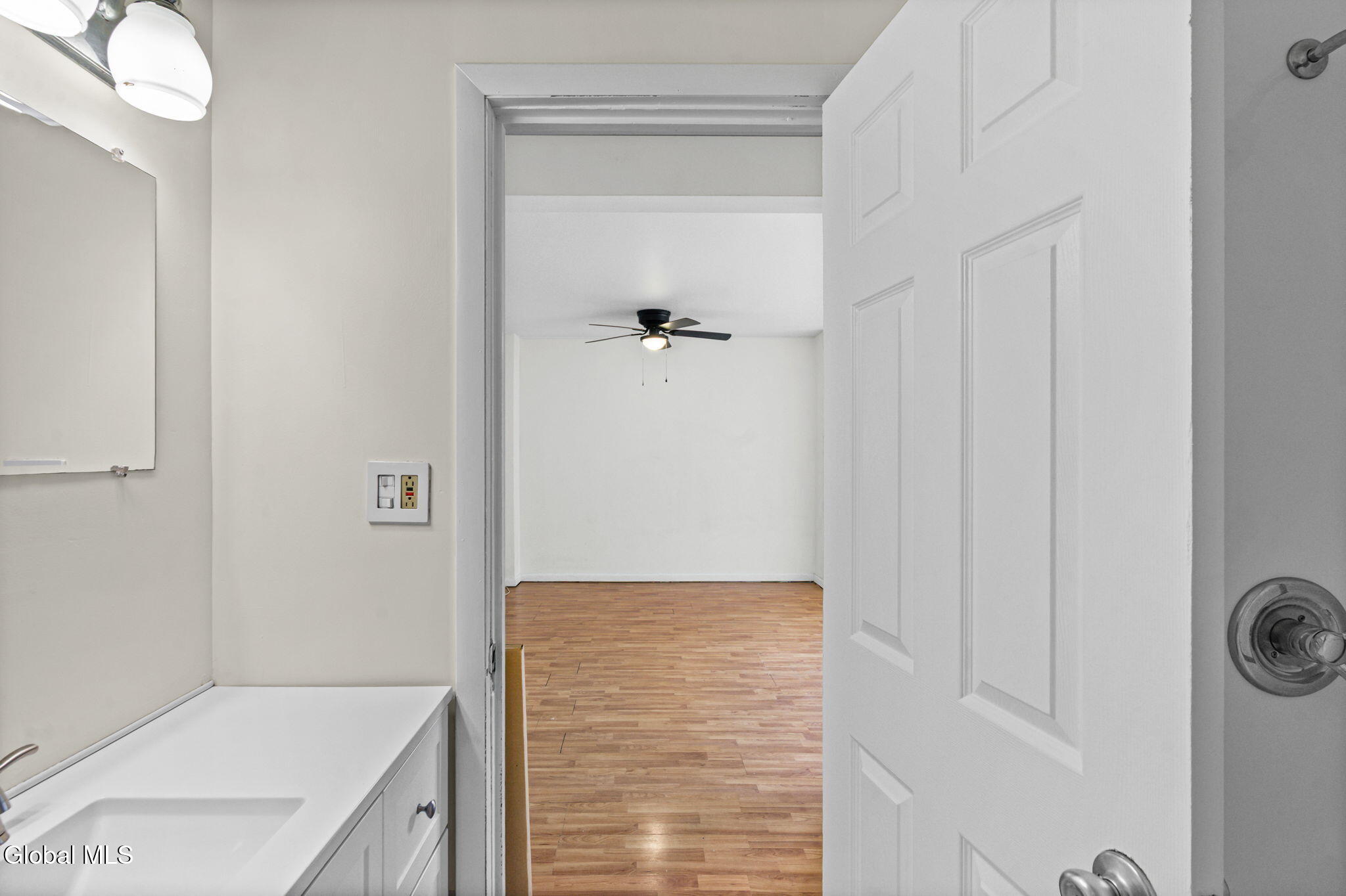 2726 Denver Avenue Schenectady NY 12306