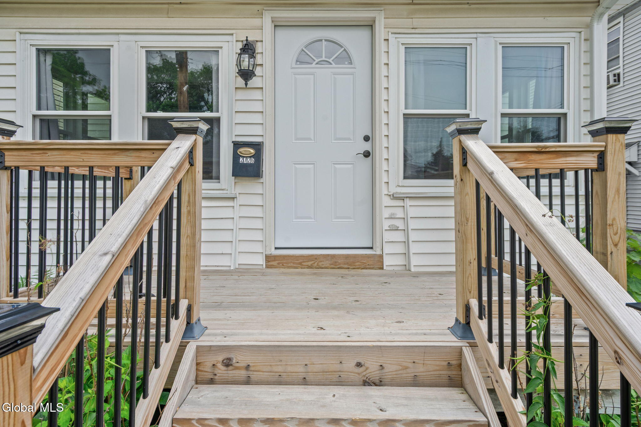 2726 Denver Avenue Schenectady NY 12306