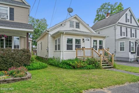 2726 Denver Avenue Schenectady NY 12306