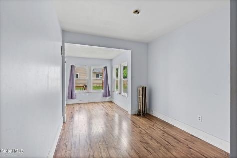 2726 Denver Avenue Schenectady NY 12306