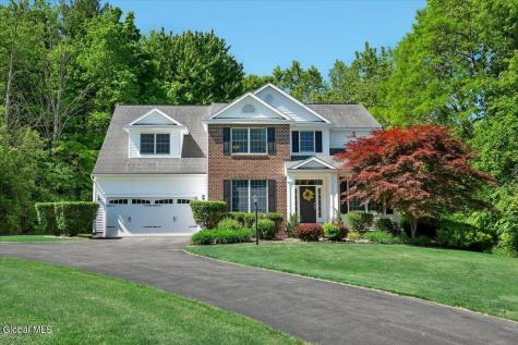 640 Grooms Road Clifton Park NY 12065