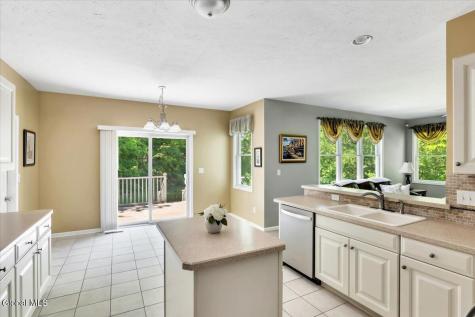 640 Grooms Road Clifton Park NY 12065