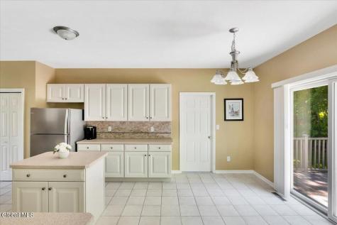 640 Grooms Road Clifton Park NY 12065