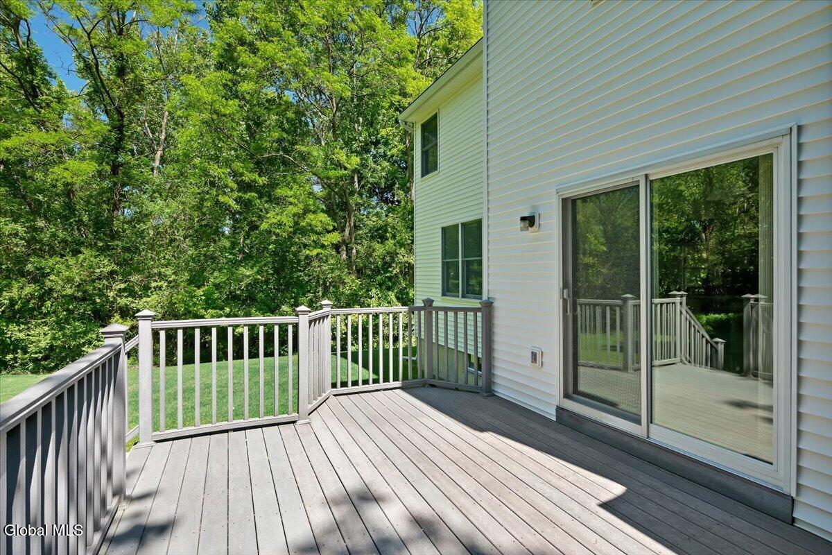 640 Grooms Road Clifton Park NY 12065
