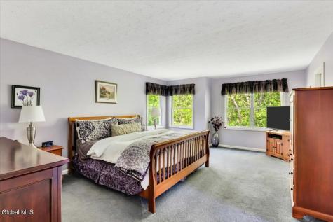 640 Grooms Road Clifton Park NY 12065