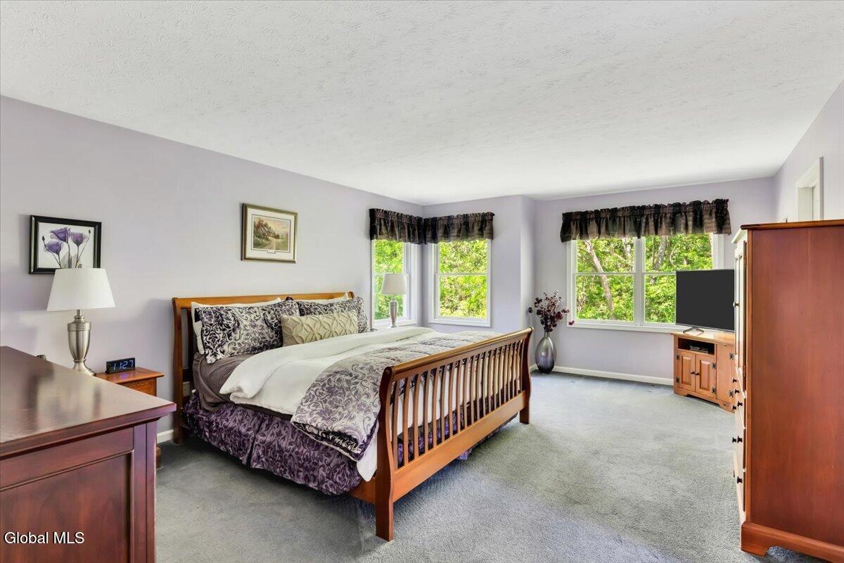 640 Grooms Road Clifton Park NY 12065