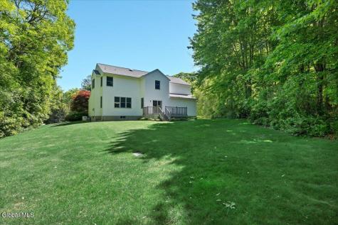 640 Grooms Road Clifton Park NY 12065