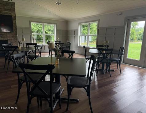 104 Whispering Pines Way Schenectady NY 12306