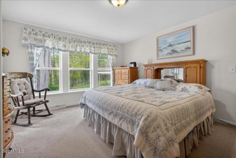 1 Slatestone Drive Scotia NY 12302