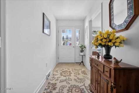 1 Slatestone Drive Scotia NY 12302