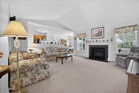1 Slatestone Drive Scotia NY 12302