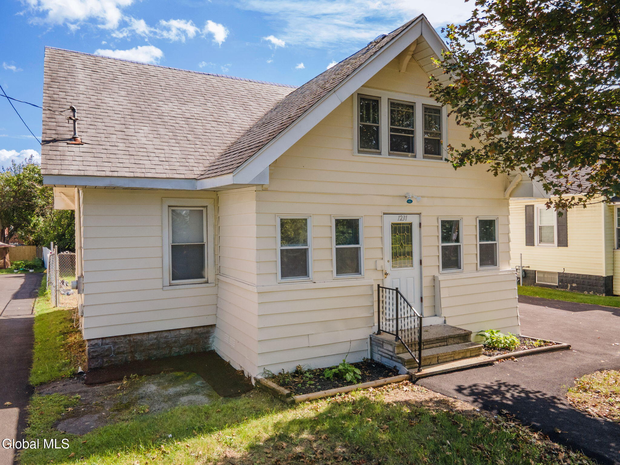 1231 N Westcott Road Schenectady NY 12306